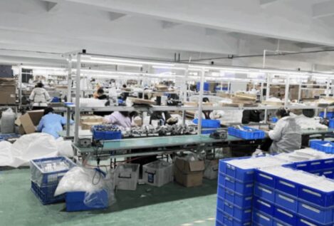 La DGT ignoró decenas de denuncias contra las empresas chinas que controlan las balizas