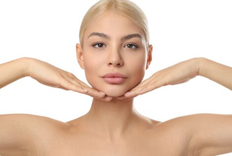 Ana Santamarina, experta en longevidad: «El concepto 'anti-aging' es pasado, ahora hablamos de favorecer tu edad haciendo una buena skincare»