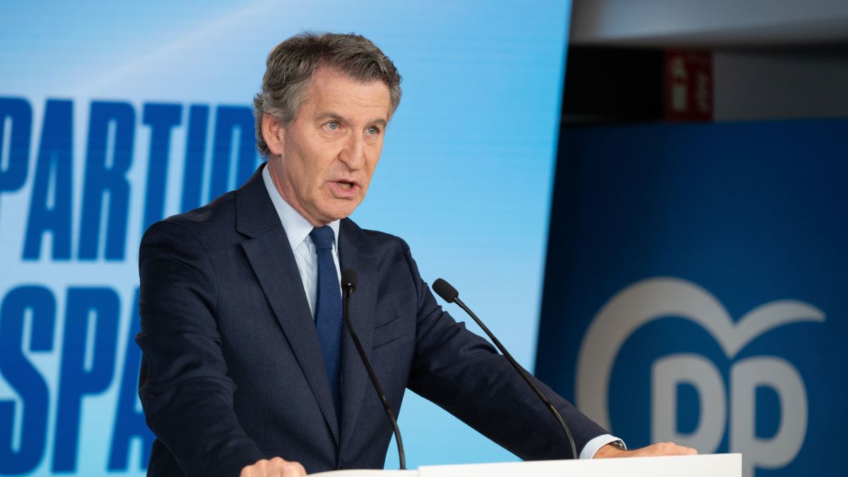 Feijóo pide al Gobierno que apoye al pueblo de Irán: «Se juegan la vida por ser libres»