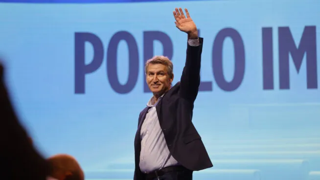 Feijóo promete reformar la ley para que el Congreso no frene la imputación de Sánchez