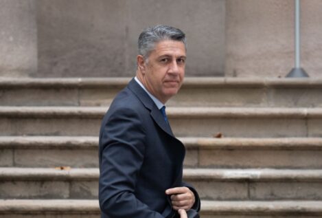 La Fiscalía investiga a Albiol por el desalojo del instituto de Badalona ocupado por inmigrantes