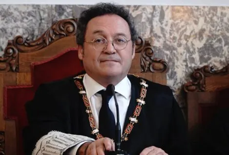 Los fiscales buscan una vía para expulsar a García Ortiz de la carrera por su condena