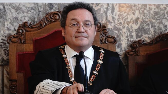 Los fiscales buscan una vía para expulsar a García Ortiz de la carrera por su condena