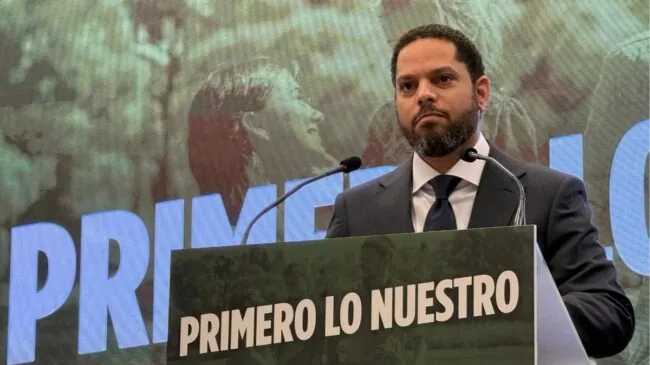 Vox traslada su «no rotundo» a investir a María Guardiola como presidenta de Extremadura