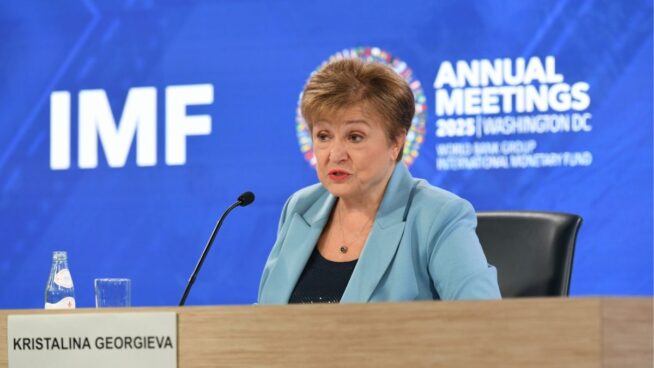 El FMI mejora las previsiones de crecimiento de España para 2026 y 2027