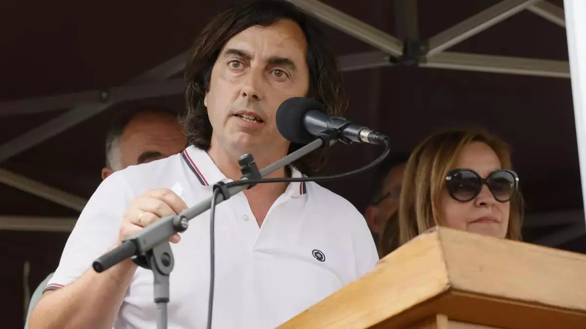 Dura carta de un histórico del PSOE asturiano a la «banda» de Sánchez: «El Peugeot fue la ruina»