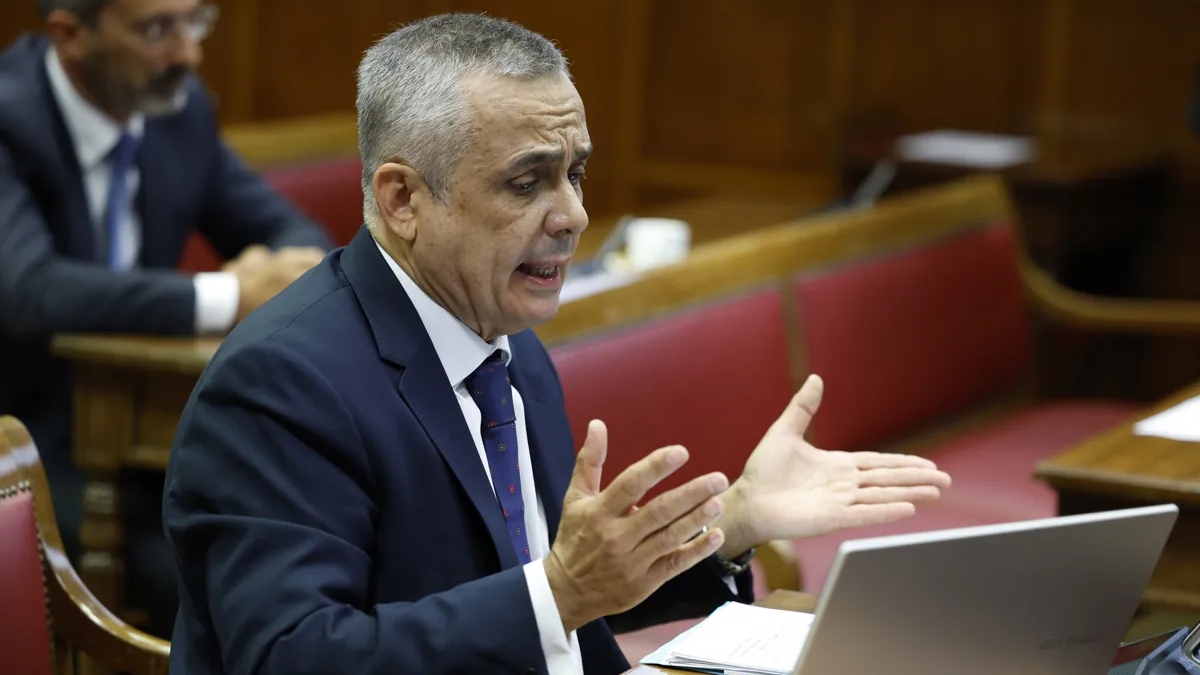 Vox propone al senador Ángel Pelayo Gordillo para presidir la Asamblea de Extremadura