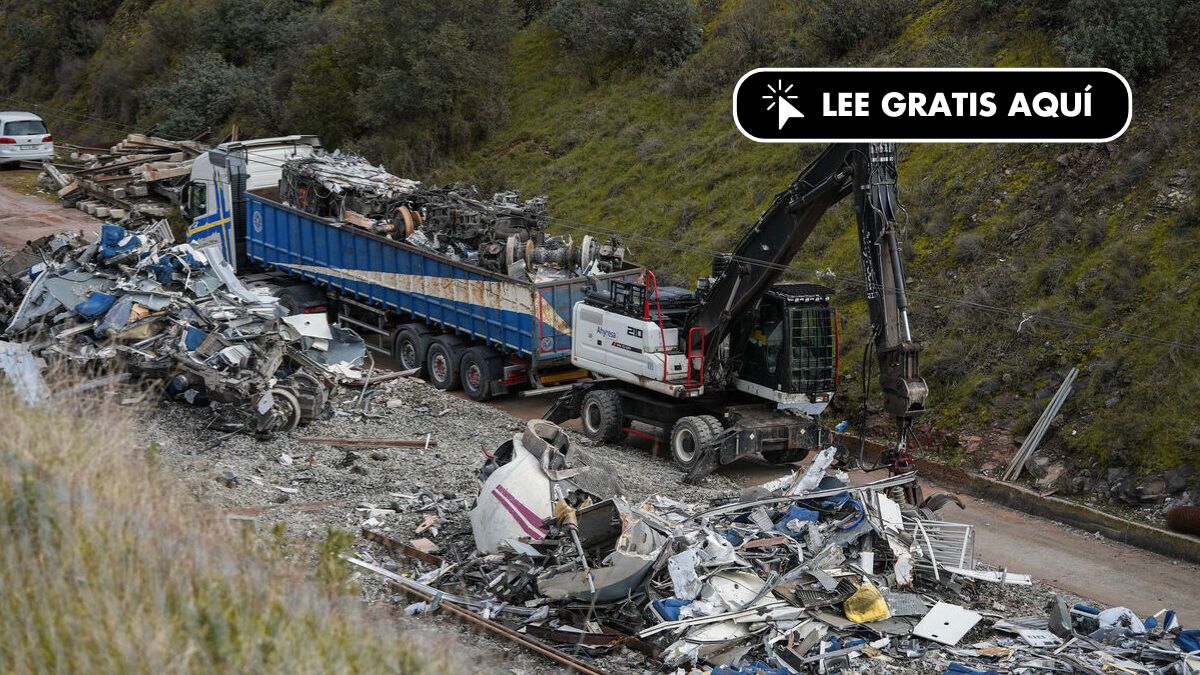 Retiran de las vías los últimos restos del Alvia al cumplirse una semana del siniestro en Adamuz 