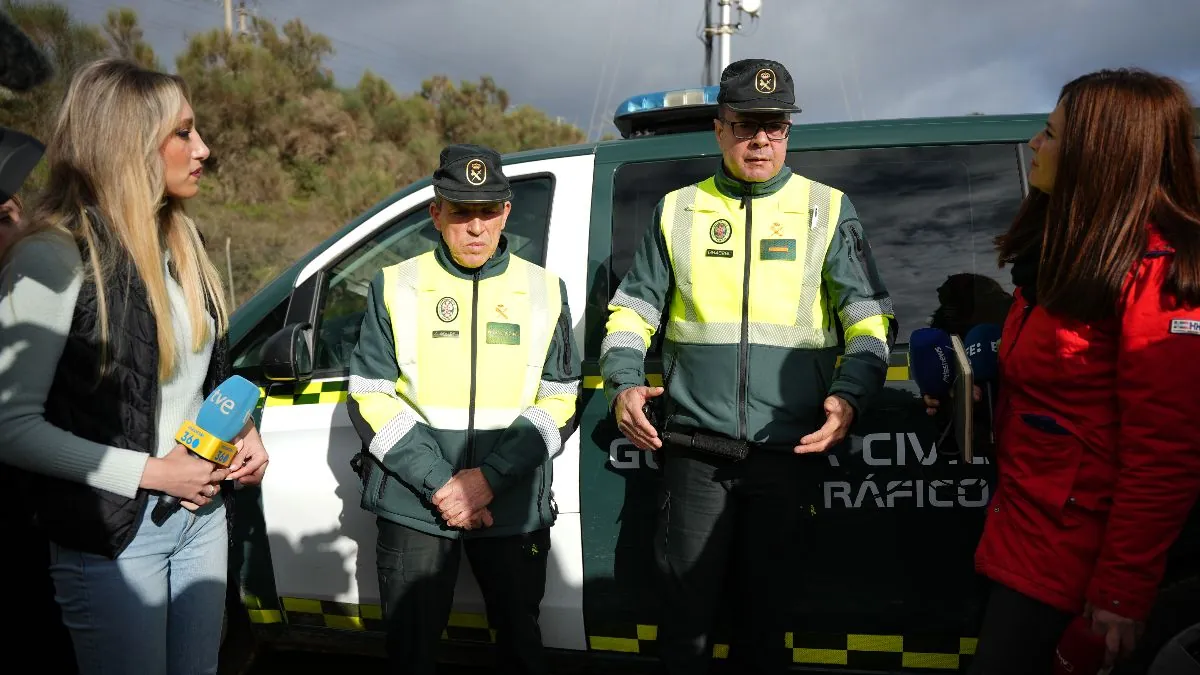 Los primeros guardias civiles en llegar al accidente: «Venía gente desde la oscuridad»