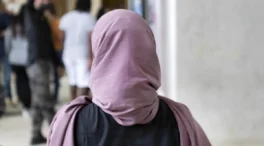 Una sentencia asegura que prohibir ir a clase con hiyab vulnera la libertad religiosa