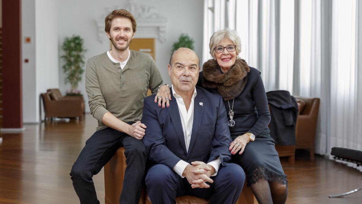 Manuel, el hijo-artista de Concha Velasco que no la olvida: «Nunca heredaré su talento»