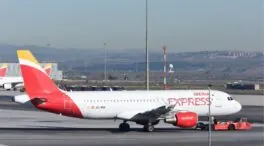 Iberia amplía sus asientos en vuelos a Andalucía y fija un precio máximo de 99 euros