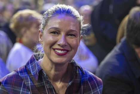 La atípica infancia de Anne Igartiburu en Elorrio: «Mi madre murió salvándole la vida a otros»