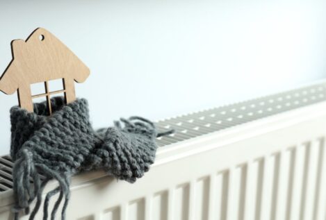 Jorge Morales, ingeniero, acaba con el gran dilema de la calefacción: «Dejarla encendida cuando te vas de casa es tontería»