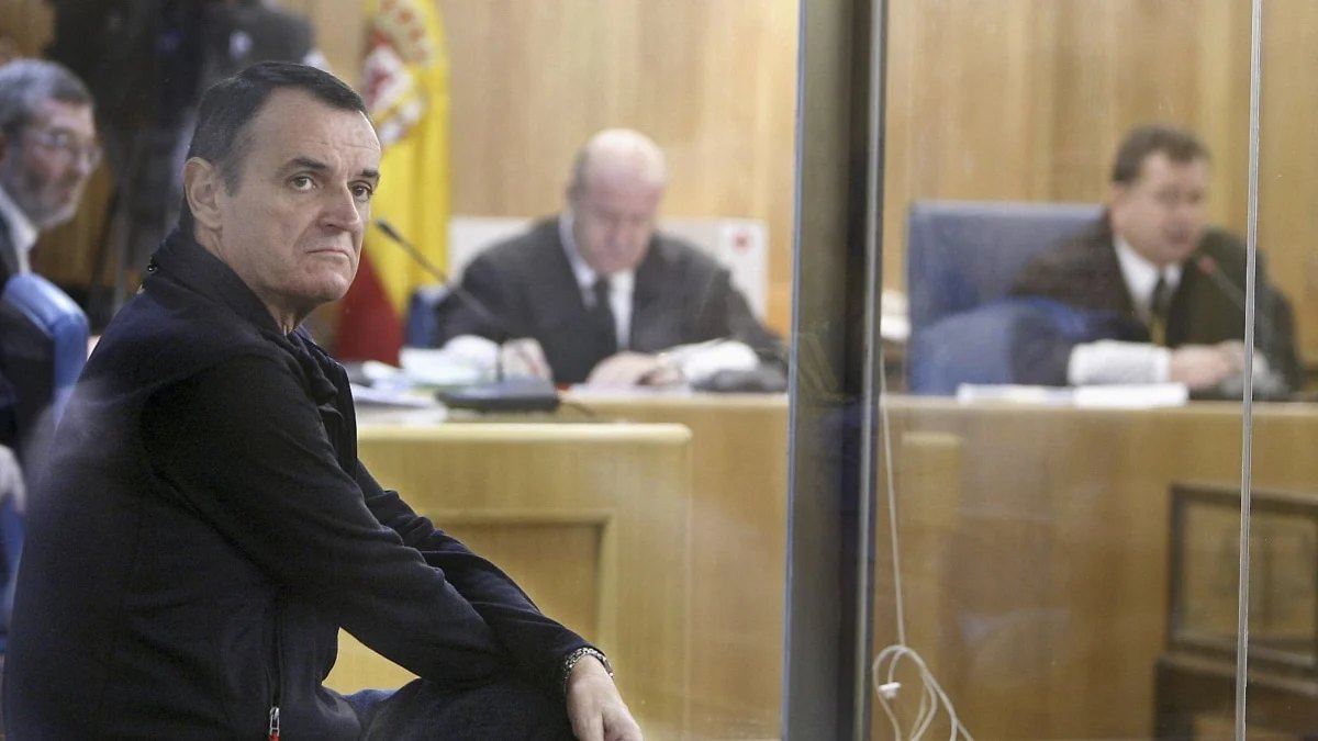 La Justicia da carpetazo a las causas de 17 etarras que cobijó Maduro en la era Sánchez