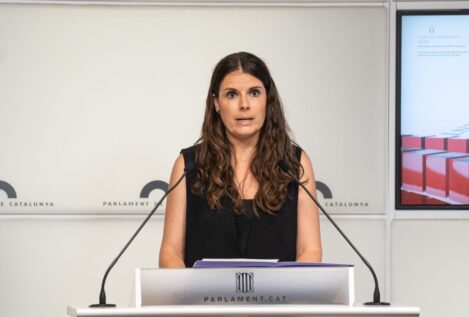 Junts se queja de que Illa mande en castellano su felicitación de Navidad