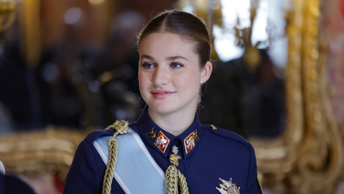 La vida murciana de Leonor, en cifras: de 40 horas de clase a 12 euros por su pub favorito