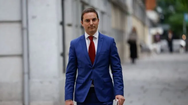 Lobato ve el manifiesto de Jordi Sevilla como «un paso al frente» para dar «pulso» al PSOE