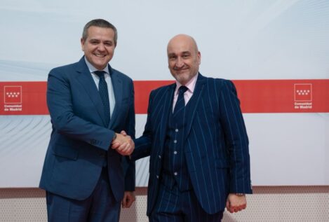 Madrid y los gestores administrativos firman una encomienda de gestión