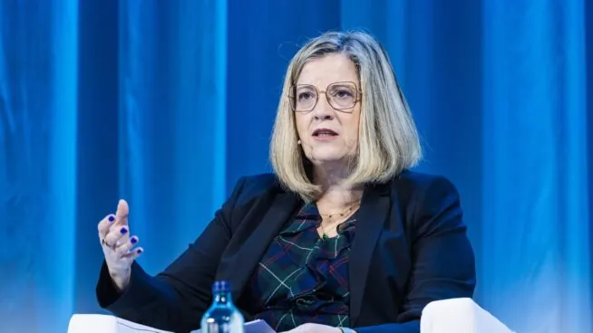 La expresidenta de ADIF salpicada por Adamuz impulsa un tren «fiable» en Canadá