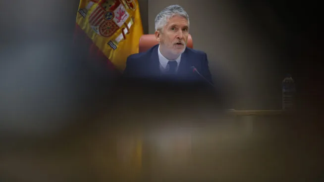 Transparencia obliga a Marlaska a explicar las medallas al comisario del 'caso Nacho Cano'