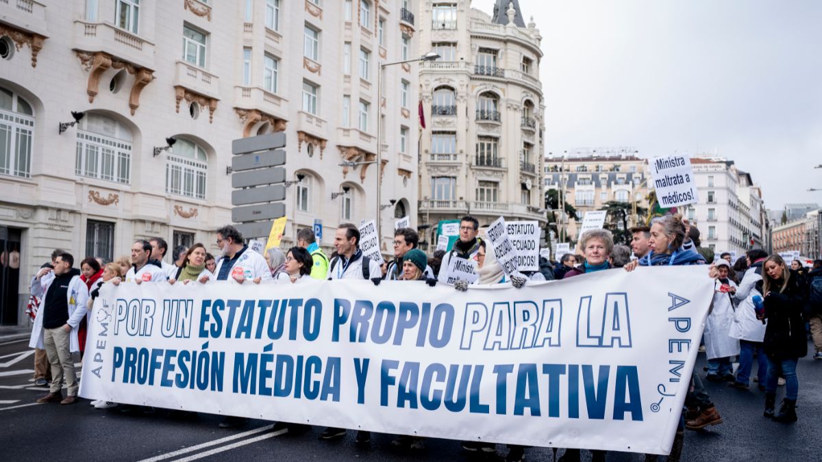 Los médicos anuncian una huelga nacional indefinida a partir del 16 de febrero