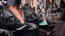 Las mejores máquinas de cardio del gimnasio: cuál adelgaza más y cuándo usar cada una