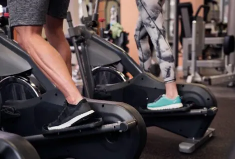 Las mejores máquinas de cardio del gimnasio: cuál adelgaza más y cuándo usar cada una