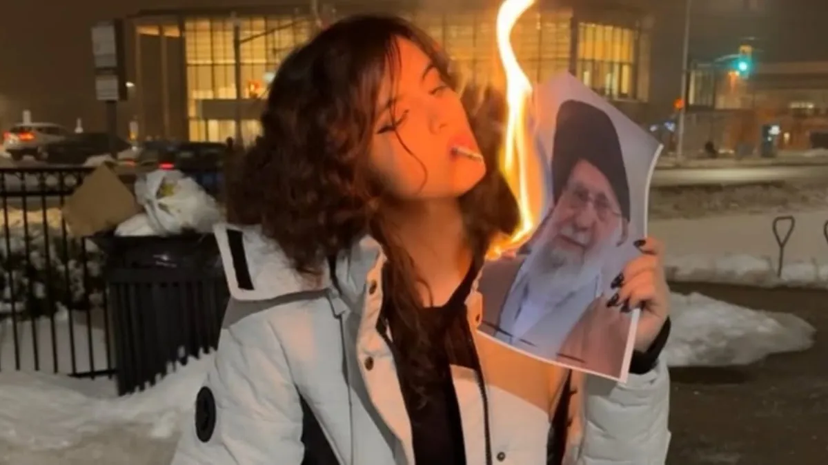 La chica del cigarrillo y símbolo de la revolución iraní: «He vivido amenazada desde los 17 años»