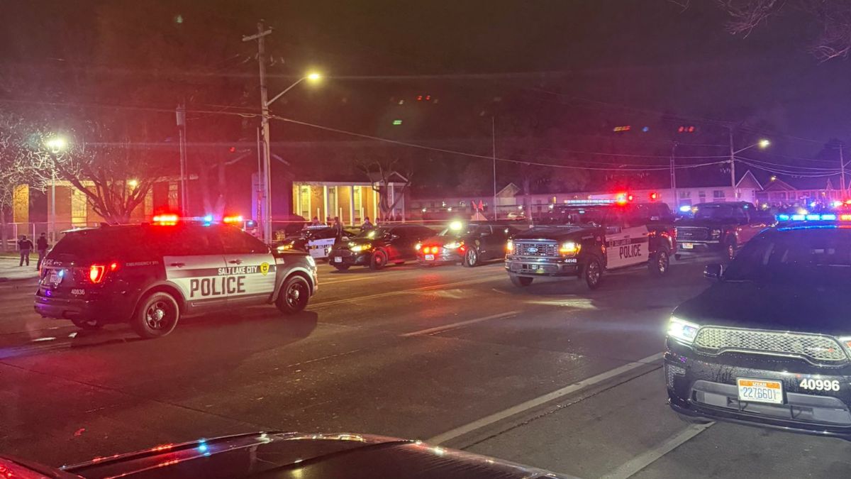 Al menos dos muertos en un tiroteo a la salida de un templo mormón en Utah, EEUU