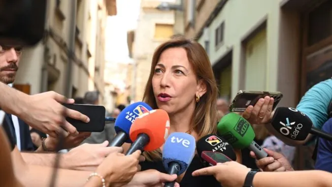 La alcaldesa de Zaragoza denuncia que Pilar Alegría «se apropia» de su política de vivienda