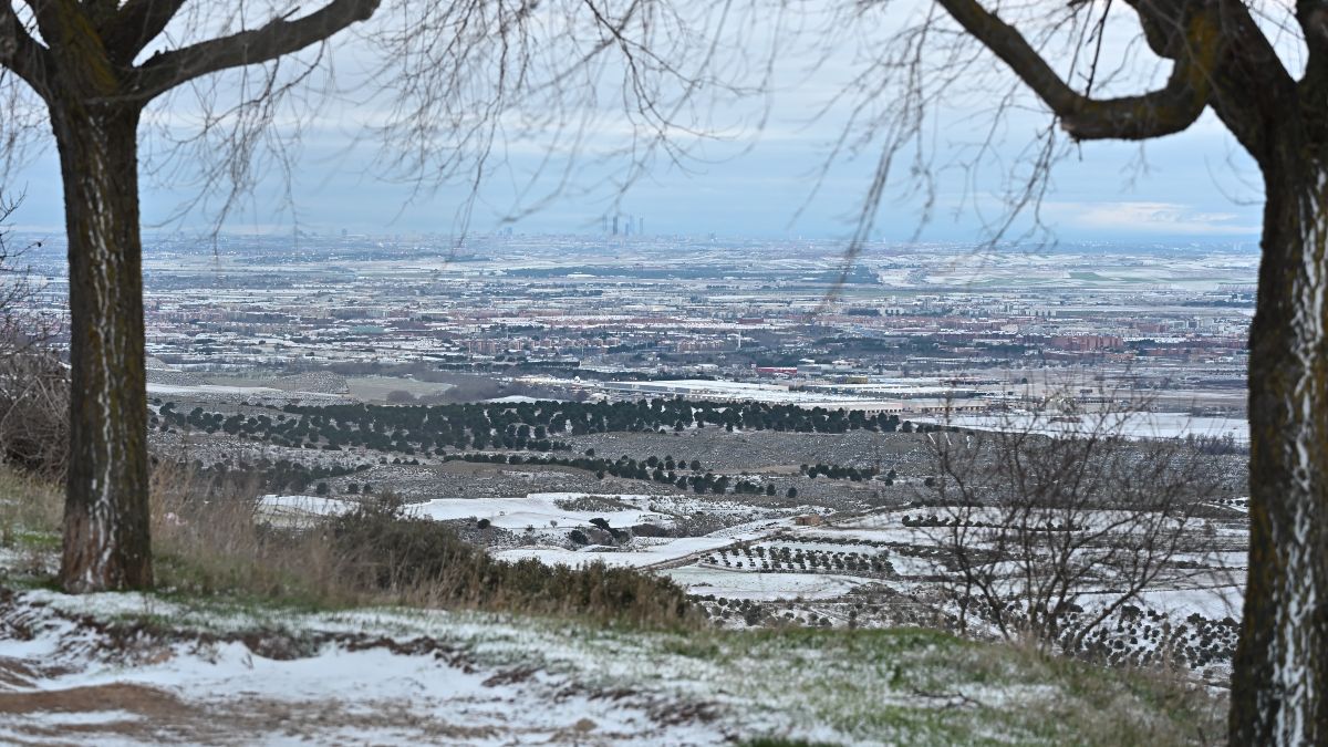 Todas las comunidades, salvo Extremadura y Canarias, en alerta por lluvias, nieve, frío y oleaje