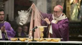 Dos obispos critican la regularización de inmigrantes del Gobierno: «Todos no caben»