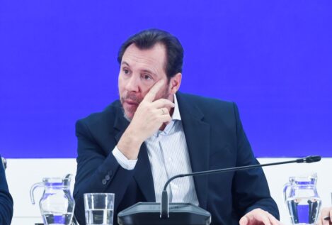 Óscar Puente y los presidentes de ADIF y Renfe comparecerán en el Congreso