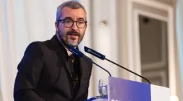 Un portazo del 'número dos' de Sanidad desata la mayor rebelión médica de la historia