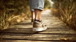 Pequeños cambios en hábitos diarios mejoran y alargan la vida, según nuevos estudios