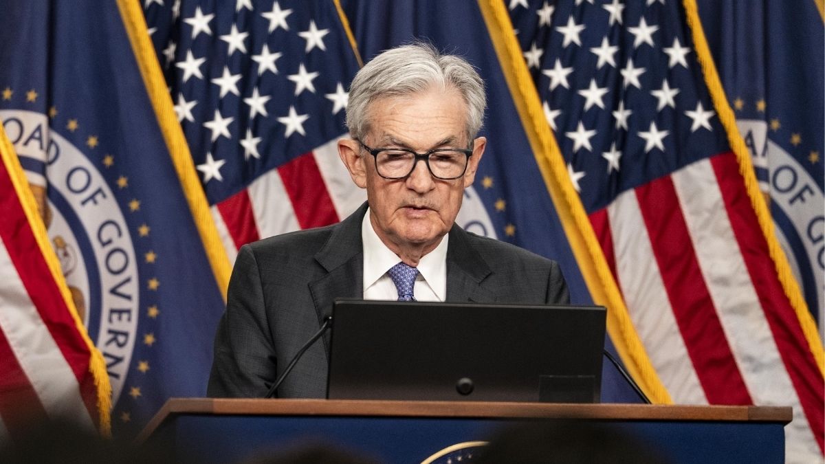 Trump tacha de «corrupto o incompetente» al presidente de la Reserva Federal