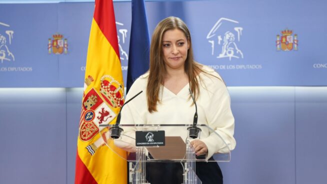El PP busca apoyos para obligar a Sánchez a comparecer en el Congreso por Adamuz