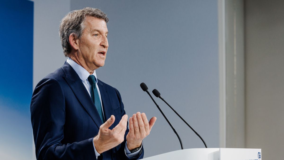 El PP no descarta llevar a los tribunales la regularización de inmigrantes