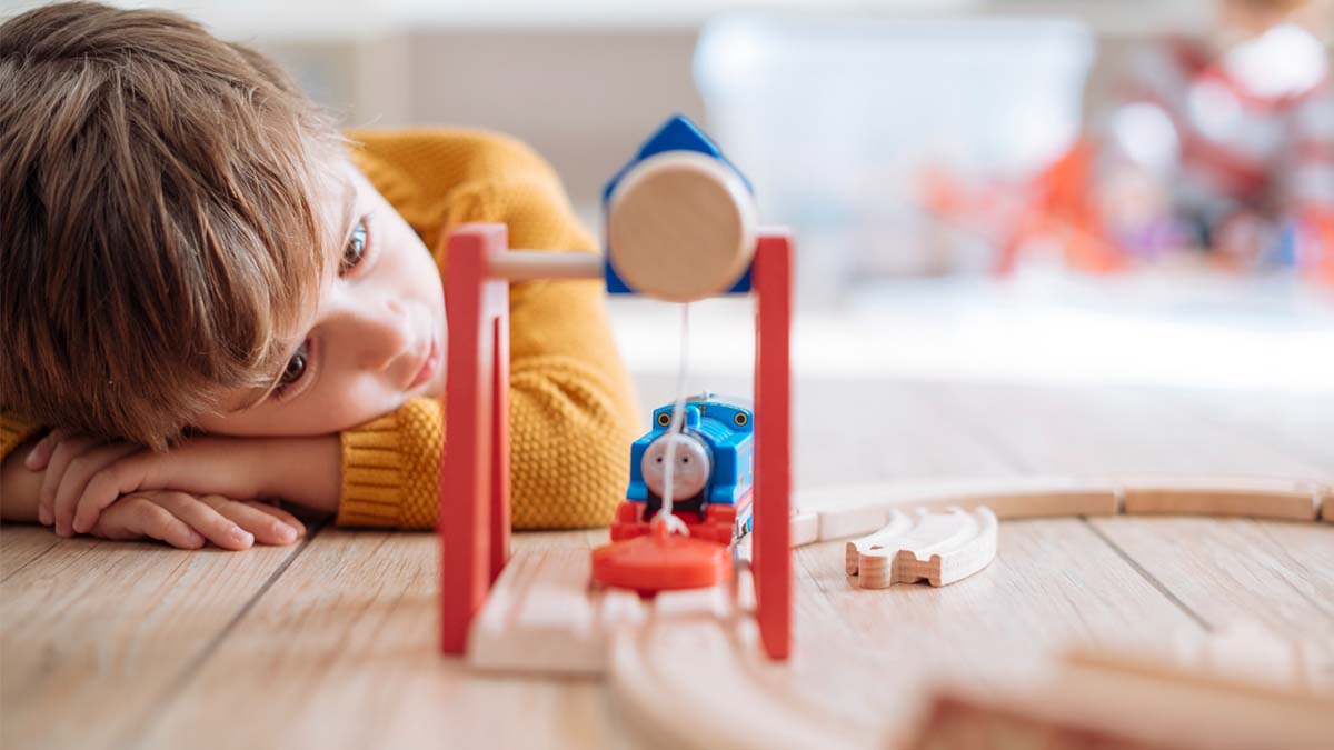 La resaca emocional de la realidad: cómo lidiar con niños la vuelta tras los regalos y la Navidad