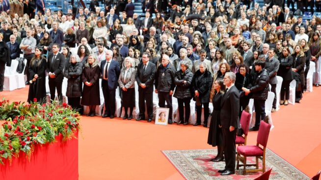 El funeral por las víctimas del accidente ferroviario de Adamuz en Huelva, en imágenes