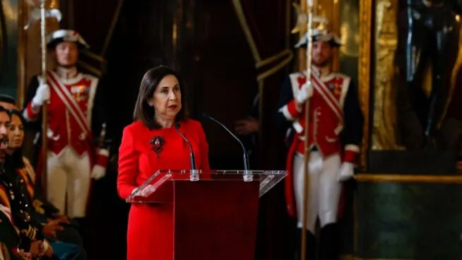 Robles carga contra el PP por asegurar que dijo al embajador de EEUU que «estaba con Trump»