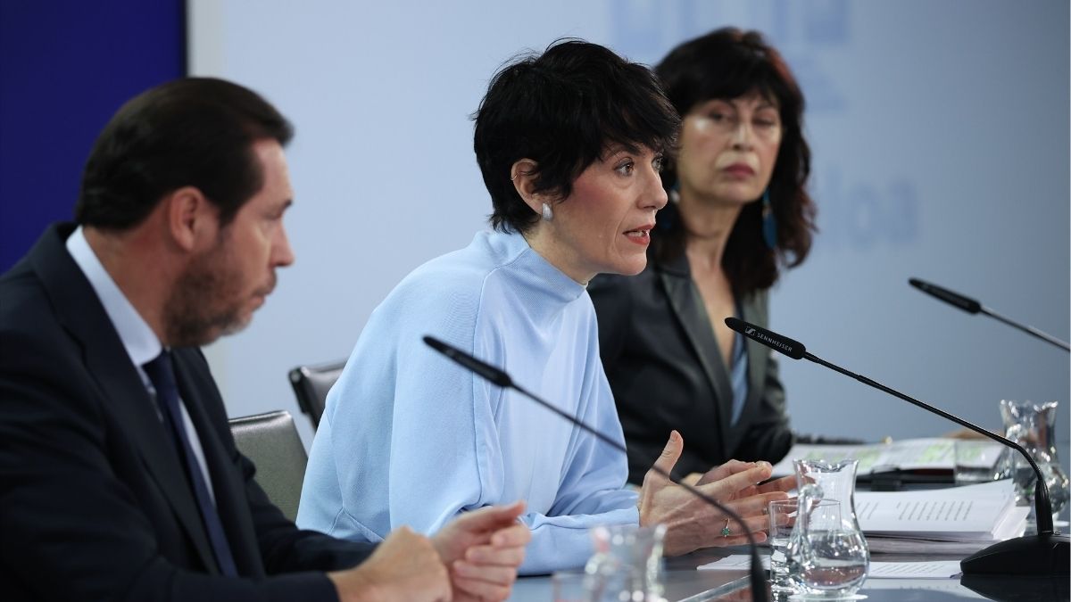 El Gobierno sube a audiencia pública el texto de la regularización extraordinaria de inmigrantes