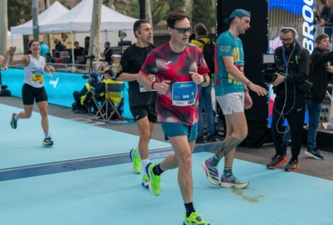 Salvador Illa, atendido en un hospital tras sufrir una afección muscular después de correr