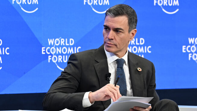 Davos detecta en España problemas de polarización, infraestructuras y pensiones