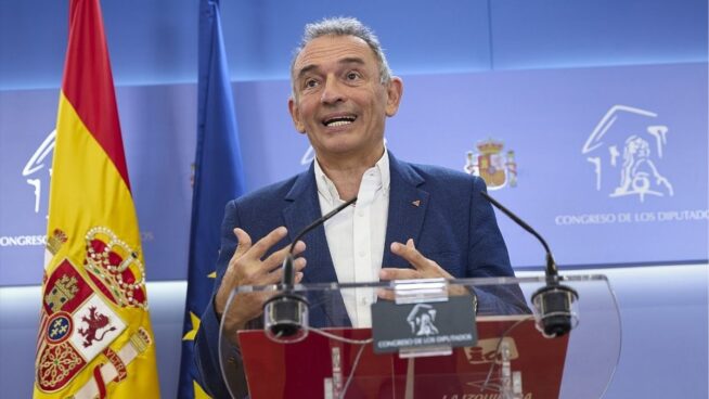 Sumar critica que España está «a la cola» de inversión en trenes