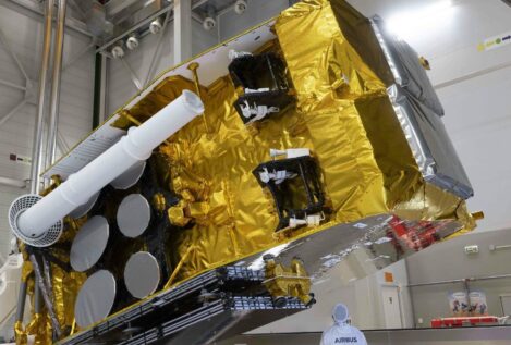 El Gobierno admite que su último satélite militar es irrecuperable tras la colisión de noviembre