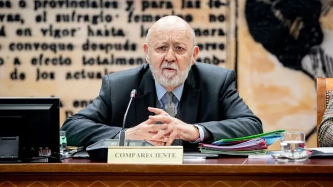 El Gobierno riega con 2,3 millones de euros extras el CIS de Tezanos