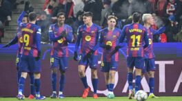 El Barça supera el frío de Praga a base de golazos y se mete en la lucha por el top-8