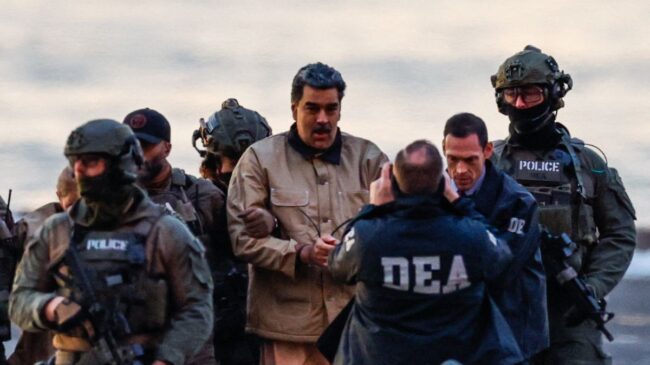 El juez rechaza retirar los cargos a Maduro y a su mujer como pedían sus abogados